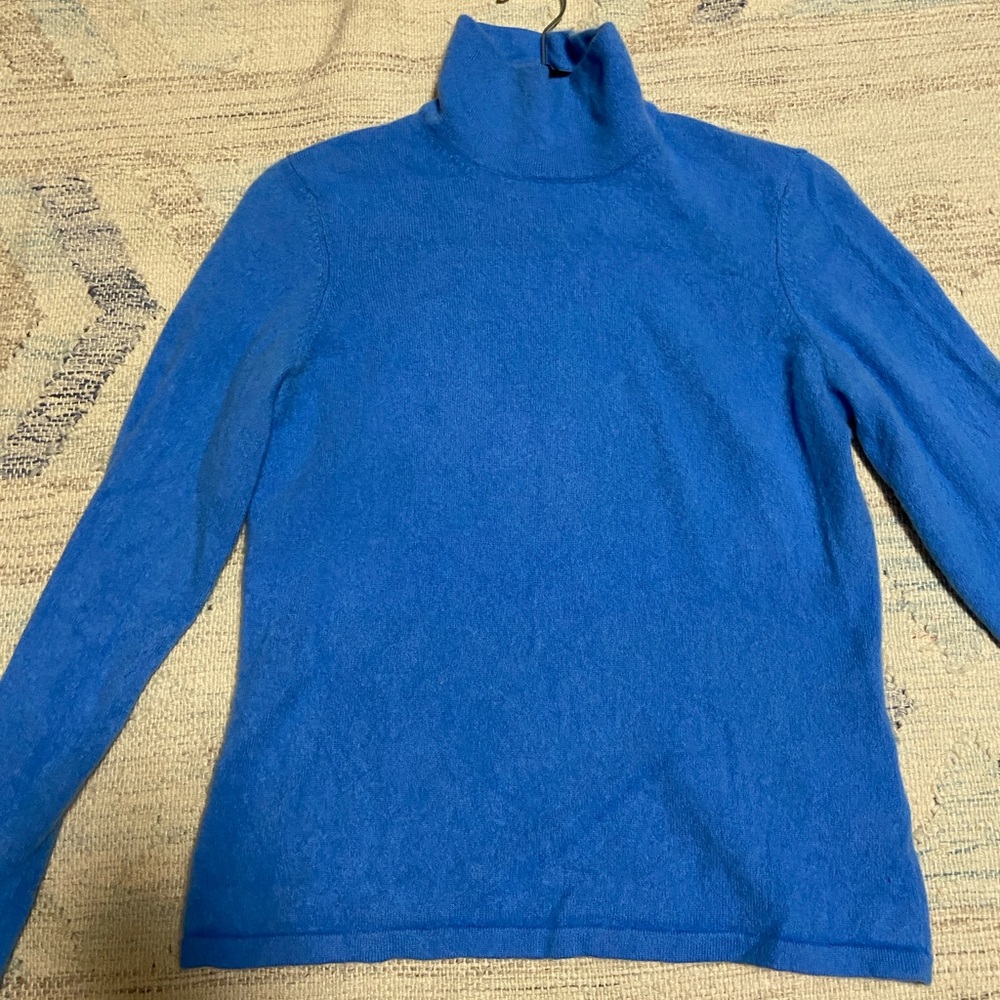 Lands’ End 100% Cashmere Sweater